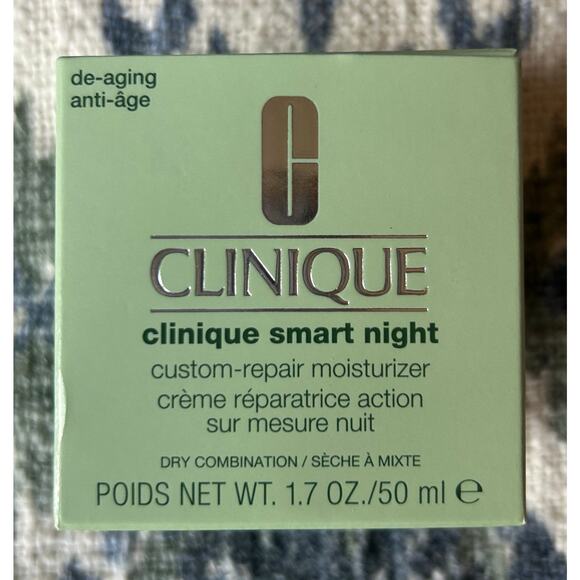 Clinique Smart Night Cream Repair Anti Aging Moisturizer Cream - Picture 3 of 6